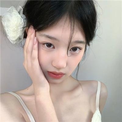 翘楚